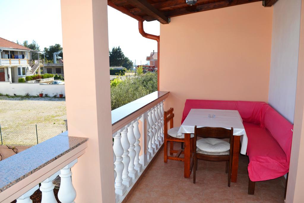 Apartment And Rooms Toka Zadar Room photo