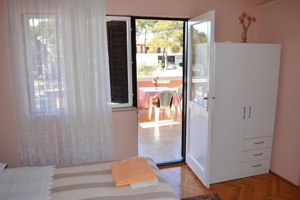 Apartment And Rooms Toka Zadar Room photo