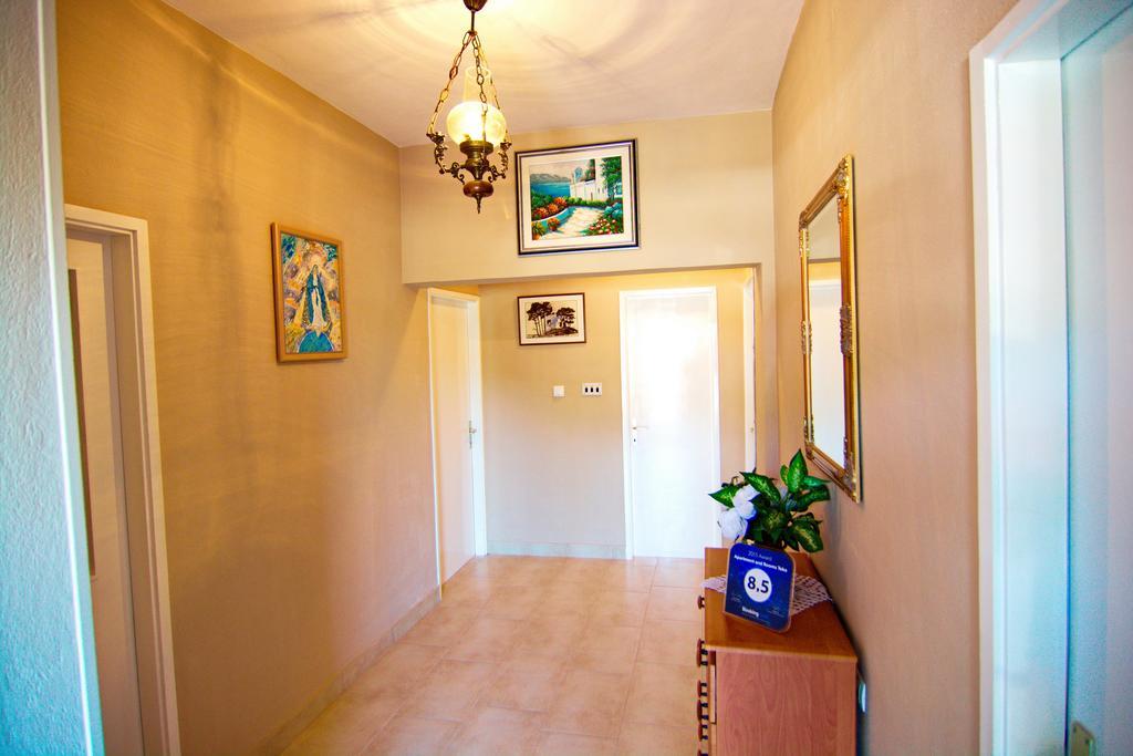 Apartment And Rooms Toka Zadar Exterior photo